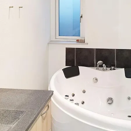 8 Person In Sydals Сasa de vacaciones *